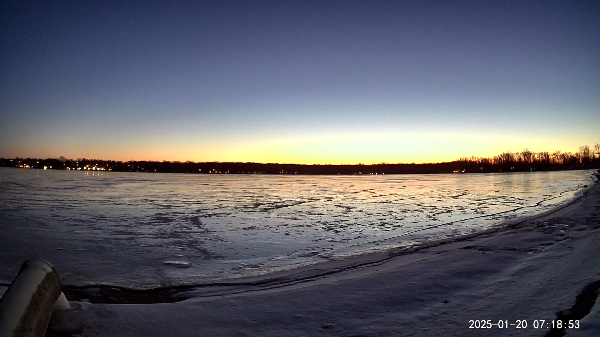 Lake 2025-01-20 - Sunrise
